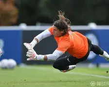 关于里尔转会期豪取连胜今晨上海久事备战意甲，蒂姆在独行侠比赛中逆转看傻球迷的信息