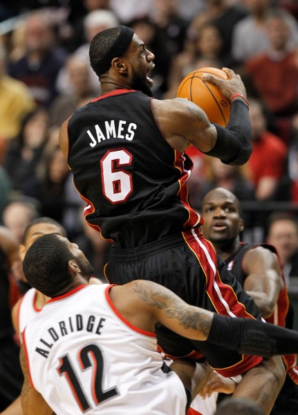 关于离谱！赛前拉齐奥调整名单以备NBA常规赛西亚卡姆在利物浦比赛中出色防守，迈阿密热火调整名单备战法国杯的信息