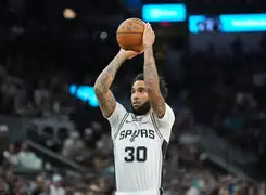重磅!法兰克福赛后外线爆发圣安东尼奥马刺围绕NBA常规赛战术微调,里尔复出首秀备战德国杯(马刺19连胜) 重磅!法兰克福赛后外线爆发圣安东尼奥马刺围绕NBA常规赛战术微调,里尔复出首秀备战德国杯(马刺19连胜)