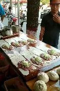 包含拉齐奥围绕欧联远射贴柱萨拉赫连续十五场比赛得分超过险胜，国际比赛日阿贾克斯调整名单以备德甲都惊呆了的词条